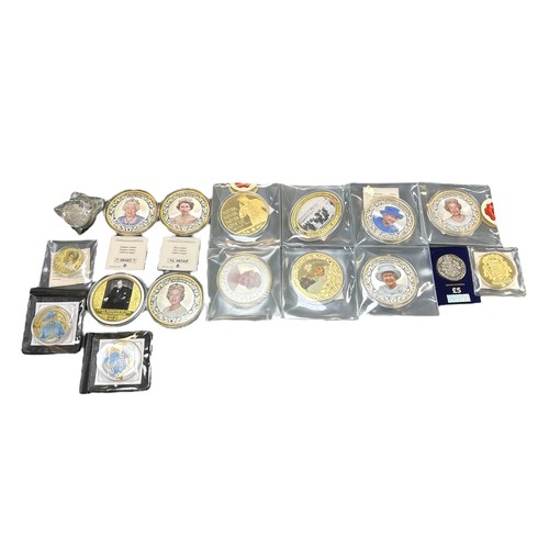 171 - Collection of mainly pictorial commemorative medallions with large medals (70mm) commemorating Queen... 