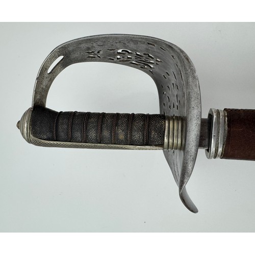 37 - A British George V 1897 pattern infantry officers sword and scabbard, with 82cm blade.