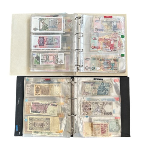 404 - World banknotes collection in five albums, in mixed condition,  with ranges from France, Germany, In... 