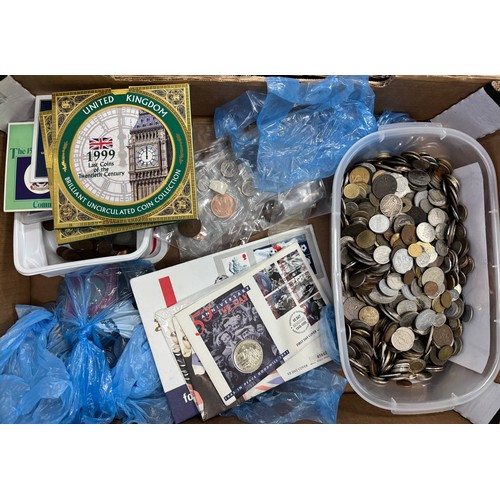 292 - Large and heavy coin accumulation with a large unsorted tub of World coins, large ranges of GB pre-d... 