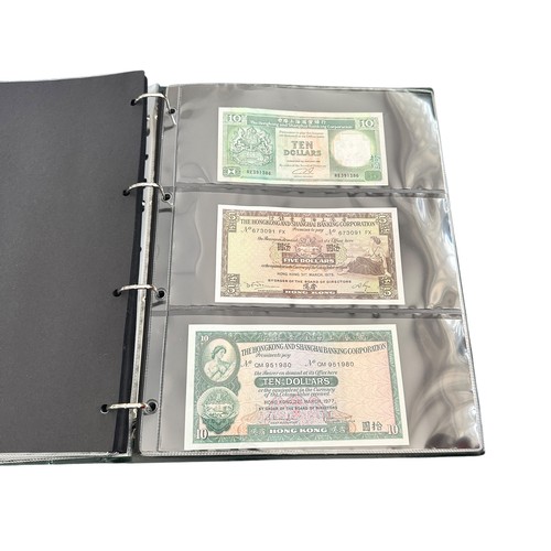 401 - World banknotes in 3 albums (165), condition is mixed, but good overall, with ranges from Argentina,... 