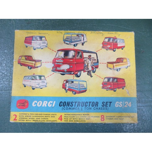 52 - Corgi Constructor giftset No. GS24, generally good plus in good lid and polystyrene tray, with Comme... 