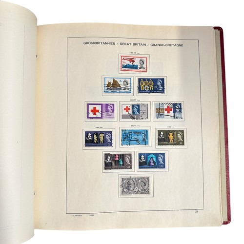 53 - Great Britain, QV to QEII remaindered collection in twelve albums / binders. Largely untidy, some ki... 