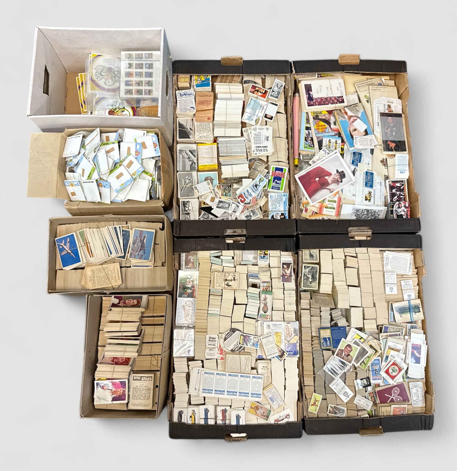 Trade card collection - large ex-stock collection with significant ...