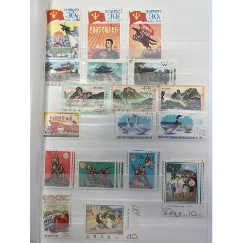 41A - North Korea, well-filled Lighthouse stockbook with middle to modern issues. 700+ stamps.