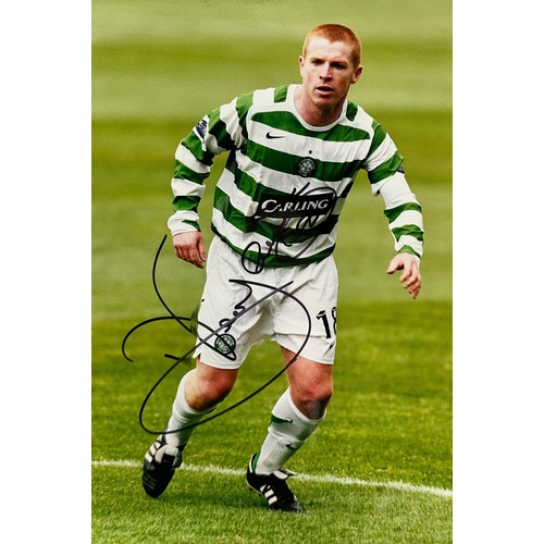 9 - Signed Neil Lennon Shirt. A match worn shirt, signed by Lennon. Alongside an A4 photo also signed. W... 