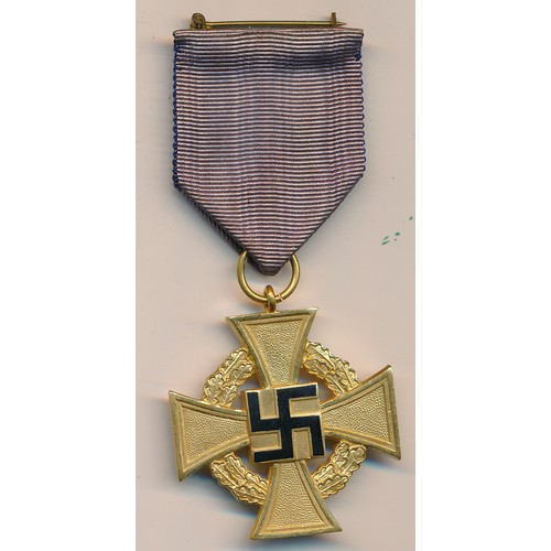94 - Germany, Third Reich, Faithful Service Medal for 40 Years’ Service. With ribbon, boxed.
