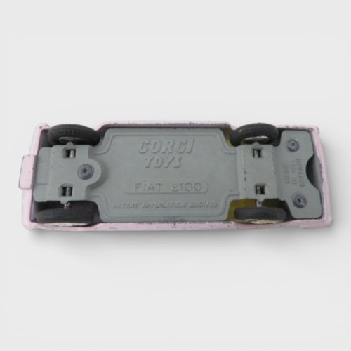 24 - Corgi Italian trio, with FIAT 1800 two-tone blue No. 217, FIAT 2100 two-tone mauve & pink No. 232 an... 