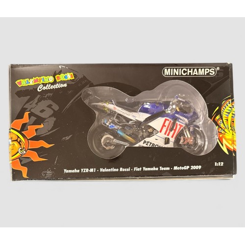 74 - Minichamps 1/12th scale Yamaha YZR-M1 2009 FIAT V Rossi No. 122 093046, generally excellent in excel... 