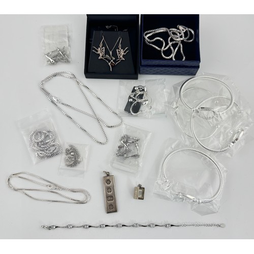 103 - Silver / 925 jewellery items to include chains, 'fairy' necklace and earring set, CZ set pendants et... 