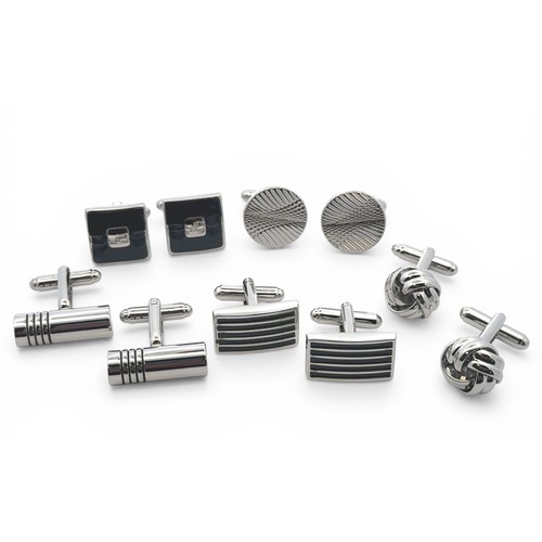115 - 10 bags of cufflinks, each bag containing five pairs of new stainless steel cufflinks. Total approx ... 