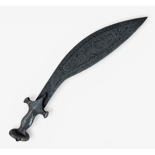 117 - Indian early 20th Century tulwar hilted Kukri with blade engraved with figural scene to one side and... 