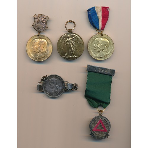 Lot 5         