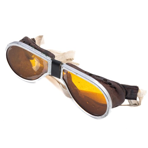 Second World War British Army Dispatch Riders Armoured Crew MT goggles ...