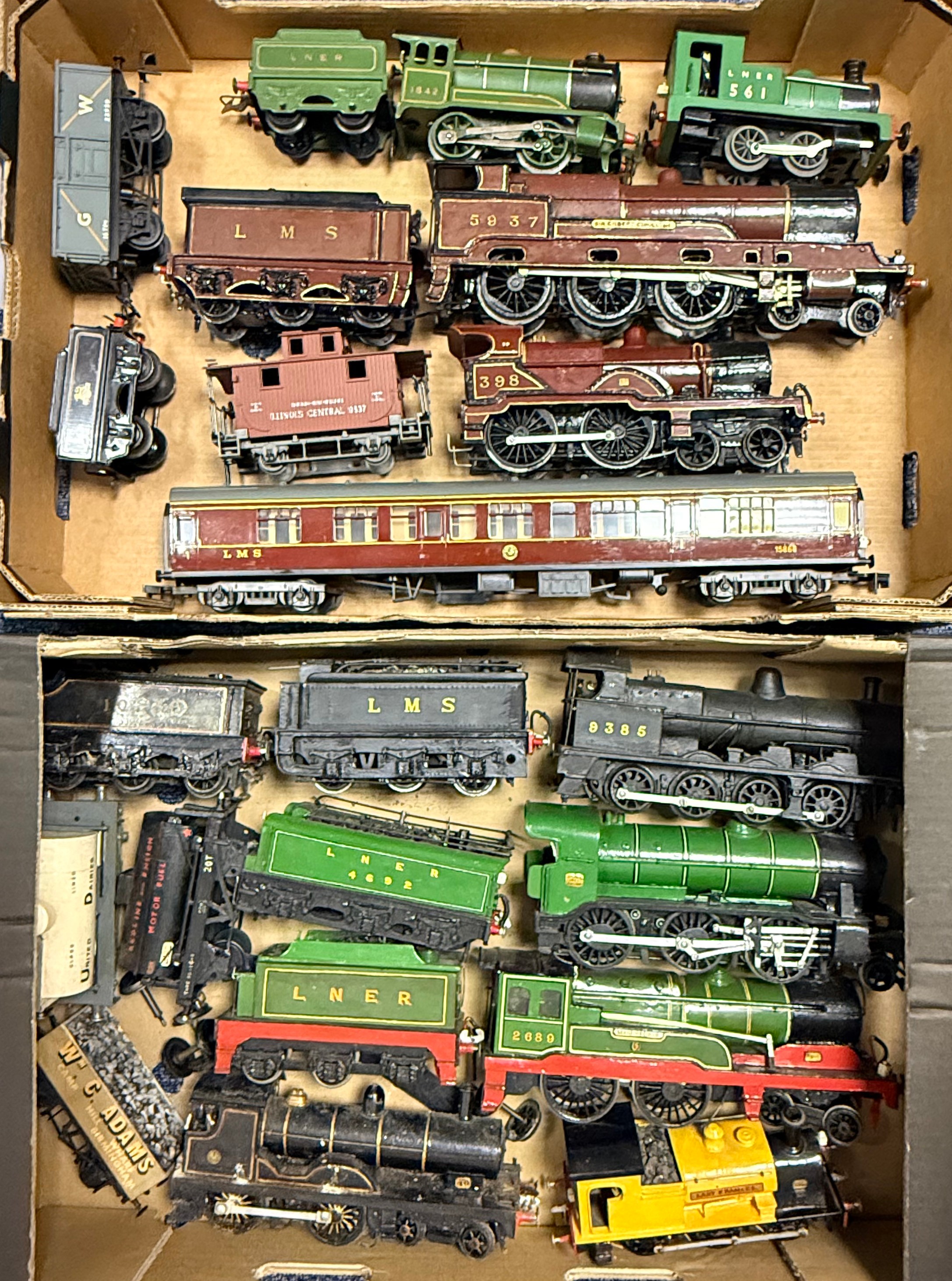 O Gauge Model Railways collection with unboxed locomotives with tenders ...