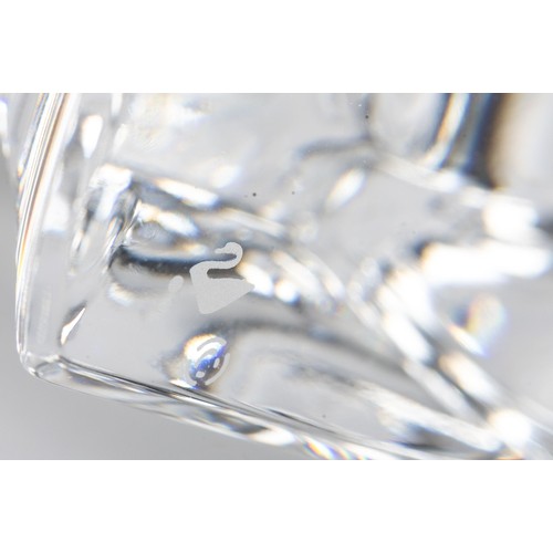 631 - Swarovski, a Swarovski glass seahorse (boxed) and Swarovski glass dolphin. (2)