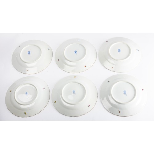 526 - Herend Hungary, a Herend porcelain Rothschild Birds set of six serving plates. Stamped to base for H... 