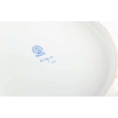 526 - Herend Hungary, a Herend porcelain Rothschild Birds set of six serving plates. Stamped to base for H... 