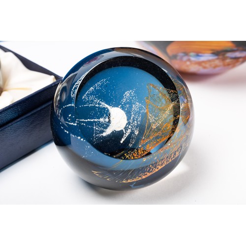 643 - Ten paperweights to include 9 Caithness examples - Fireball, Myriad, Kaleidoscope, Mooncrystal, Life... 