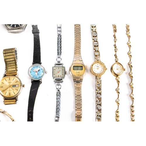 733 - Collection of watches to include a gents Seiko S3 watch, an Ingersoll date watch, a child's Snoopy w... 