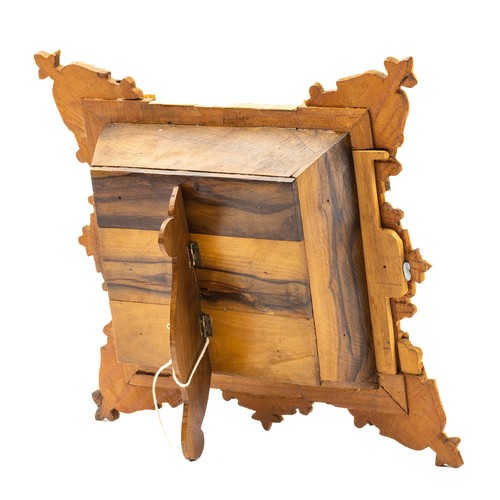 652 - A mid-20th century Mother-of-Pearl 