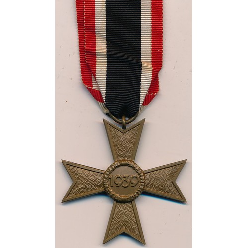 537 - Third Reich War Merit Cross 2nd Class, extremely fine, with paper packet of issue.