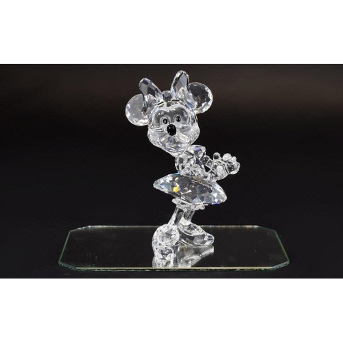 725A - Swarovski Crystal Figure 'Disney Showcase' Minnie Mouse' Designer Team Code number 9100 NR000 007. I... 