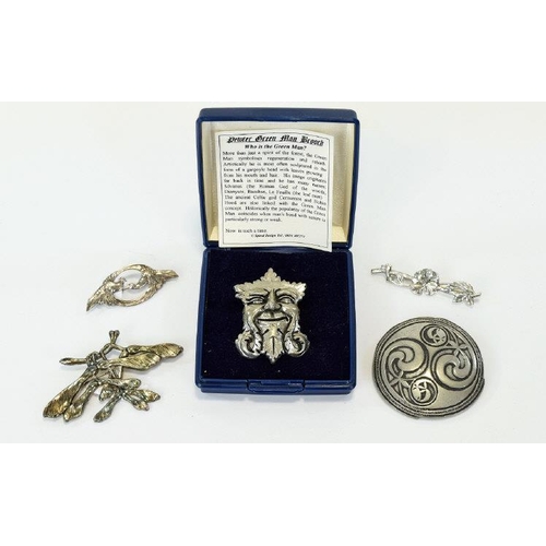 350 - A Collection Of Pewter And Silver Tone Brooches Five in total, each with a naturalistic theme, to in... 