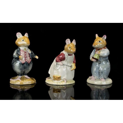 643 - Royal Doulton Animal Figures ( 3 ) In Total. Comprises 1/ Clover 1987 DBH16- Approx 3.5 Inches High.... 