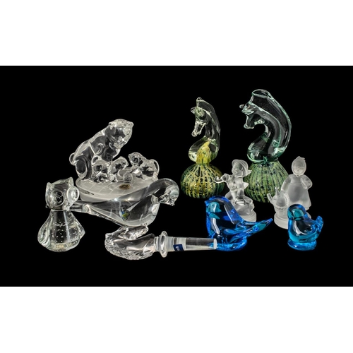 789 - Collection of Glassware & Paperweights, comprising:  two decorative sea horse paperweights with sea ... 
