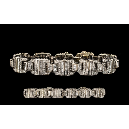4 - 18ct White Gold Superb Diamond Set Bracelet - Expensive Setting.  Set with baguette and round brilli... 