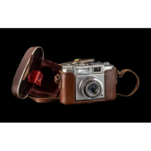 1466 - Camera Zeiss-Ikon Cortina Novicar-Anastigmat 1-28 F.45mm Prontor-SUS.  In brown leather case, 1244.2... 