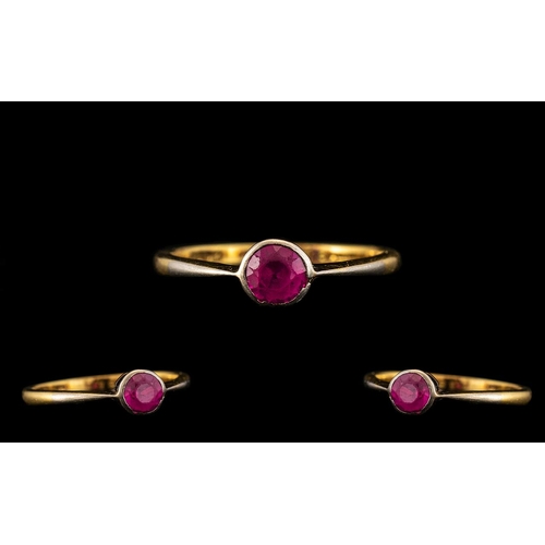 82 - 18ct Gold and Platinum Single Stone Ruby Set Ring. Marked 18ct to Interior of Shank. Est Ruby Weight... 