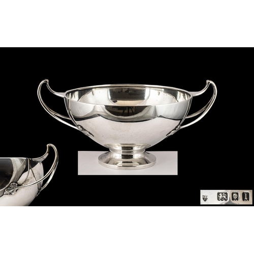 116 - George V Superb Quality Twin Handled Sterling Silver Footed Bowl. The Handle of Sinuous Leaf Design ... 