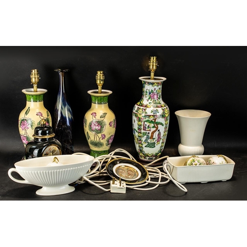 1522 - A Box of Assorted Pottery to include an Oriental style table lamp, two further lamps, White Poole tr... 