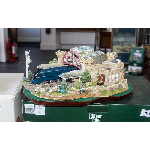 676 - Limited Edition Lilliput Lane Model 'The Mallard Record Breaker' L2459, Limited Edition No. 0614.  I... 