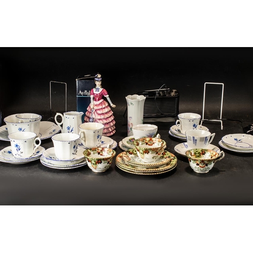 1596 - Collection of Porcelain and Pottery, comprising 'Victoria' tea set comprising five cups, 12 saucers,... 