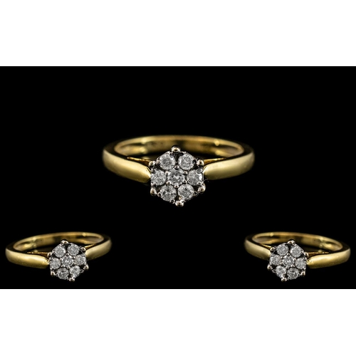 28 - 18ct Gold Attractive Diamond Set Cluster Ring. Fully Hallmarked for 18ct to Interior of Shank. The 7... 