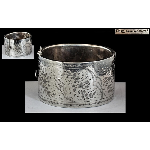 162 - 1960's Ladies and Impressive Sterling Silver Wide Banded Hinged Bangle with Push Button Lock with Fl... 