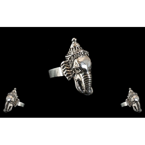 254A - Solid Silver Elephant Ring. Ring of Large Size and Chunky. Superb Detail of An Elephant, Ring Size P... 