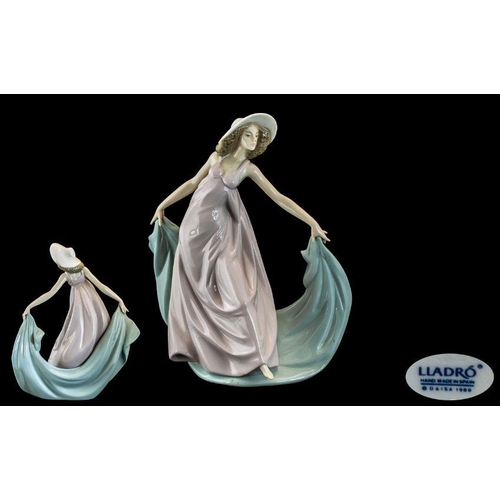 Retired Lladro Ballerina Figure - Lladro and Nao - Ceramics