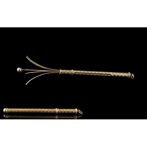 286 - A Fine Quality 9ct Gold Propelling Cocktail Swizzle Stick, In Pristine Condition. Full Hallmark for ... 