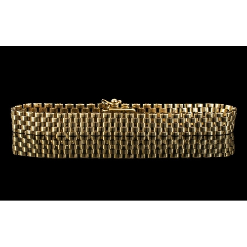 45A - A Fine Quality 9ct Gold Panther - Design Bracelet ( Tactile ) Fully Hallmarked for 9.375, Length 7 I... 