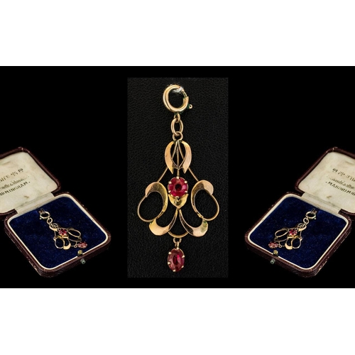 88 - 9ct Art Nouveau Pendant Set with Fire Garnets. An Attractive Antique Pendant, Stylish Design. Marked... 