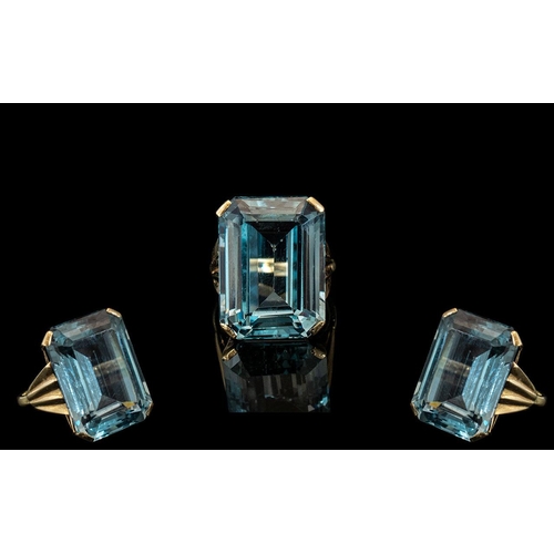 178 - Ladies Attractive / Good Quality 9ct Gold Single Stone Aquamarine Set Ring. Marked 9ct to Interior o... 