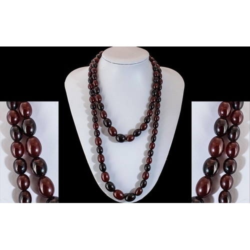 186 - Ladies Attractive Early 1920's Two Tone Well Matched Cherry Amber Graduated Beaded Necklace of Excel... 