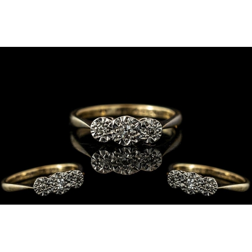 337 - Antique Period Diamond Ring - Set In 9ct Gold and Platinum. Pretty Antique Ring, Diamond Set In Plat... 