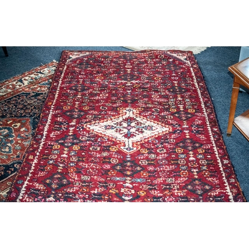 1048 - Persian Rug - A Genuine Excellent Quality Persian Sarouk Carpet/Rug decorated in a traditional flora... 