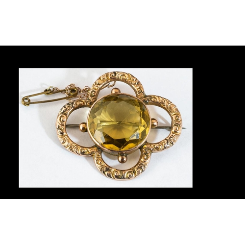 426 - 9ct Gold & Smoky Topaz Brooch. Stamped 9ct. Size 1.1/4 by 1.5 Inches.