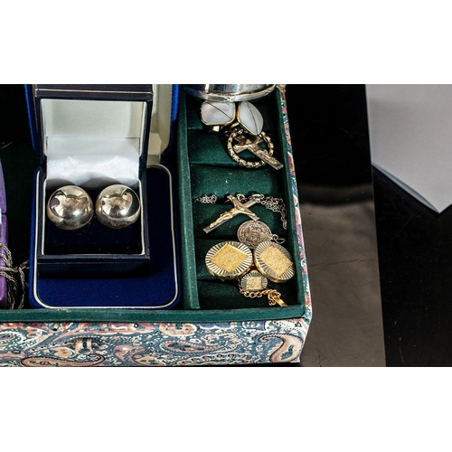 457 - Collection of Silver & Gold Jewellery, comprising a heavy silver ring set with multiple white crysta... 